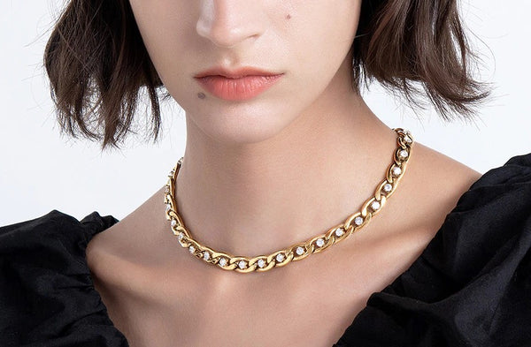 Pretty Bi$h Chain Link Crystal Choker Necklace (Gold)